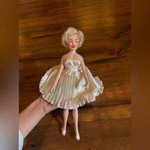Vintage Tristar Marilyn Monroe 16" Doll / No Box Collectible White Dress